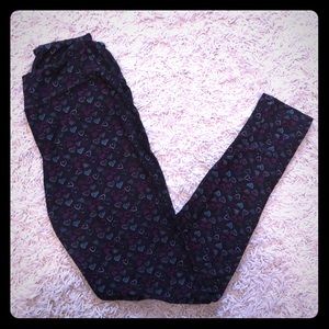 Lularoe Heart Leggings